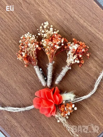 Бутониери и ленти за ръка , снимка 1