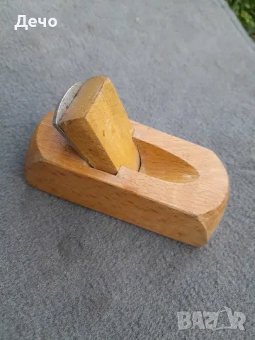 9см Мини,Миниатюрно ренде отварачка  за бутилки.
В много добро и запазено работещо състояние, снимка 3 - Антикварни и старинни предмети - 49935073