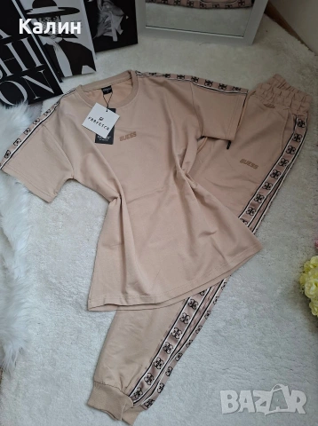 Дамски комплекти Guess - няколко цвята - 32€, снимка 5 - Спортни екипи - 53726799