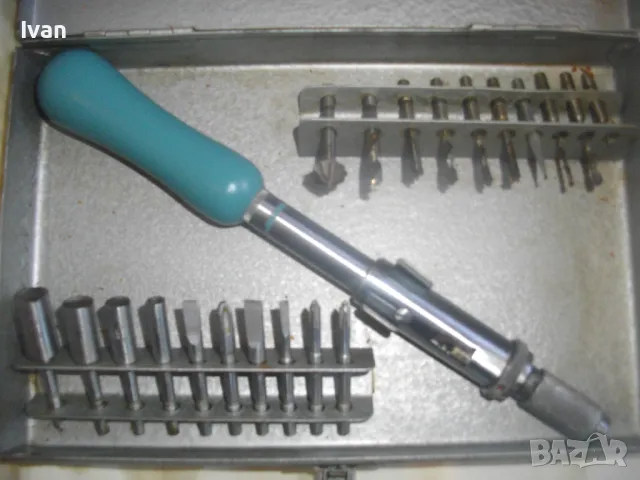 НОВА РУСКА СССР 1988г. РЪЧНА РЕВЕРСИВНА ОБРАТИМА ОТВЕРТКА 20 ЧАСТИ ПЪЛЕН КОМПЛЕКТ В МЕТАЛНА КУТИЯ , снимка 2 - Отвертки - 48482981