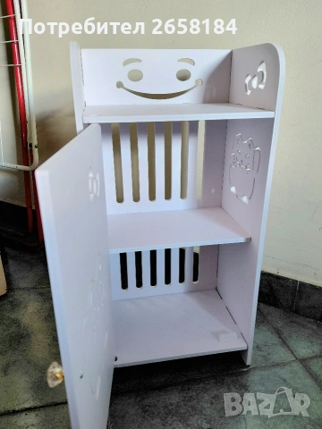 Детско шкафче, снимка 2 - Мебели за детската стая - 53474227
