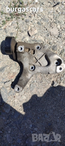 Стойка компресор климатик 1K0 260 885 B Seat Leon 1.4TSI - 70лв, снимка 2 - Части - 51605367