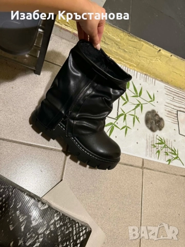 Продавам , снимка 2 - Дамски ботуши - 52950833