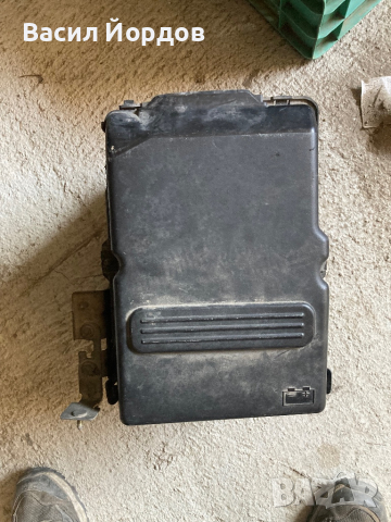 Кутия Акумулатор за Мазда 3 / Mazda 3