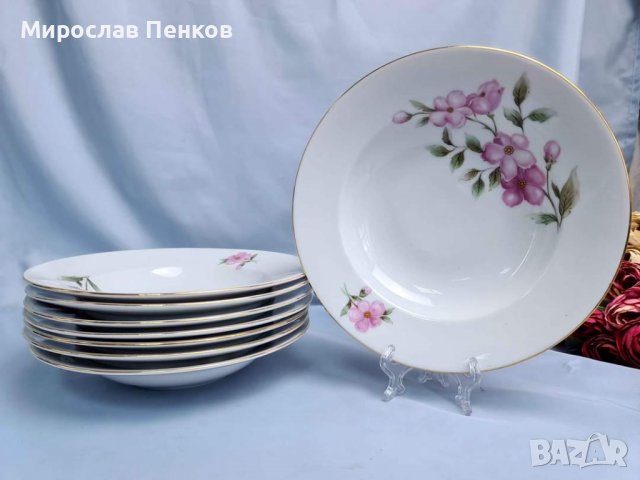 Порцеланови чинии , снимка 1 - Антикварни и старинни предмети - 39343848