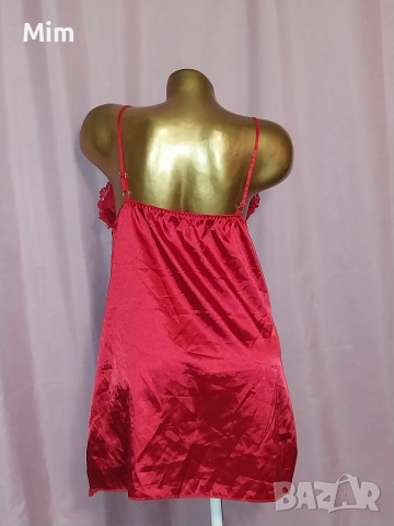 S Червена сатенена нощница , снимка 2 - Нощници - 52676282