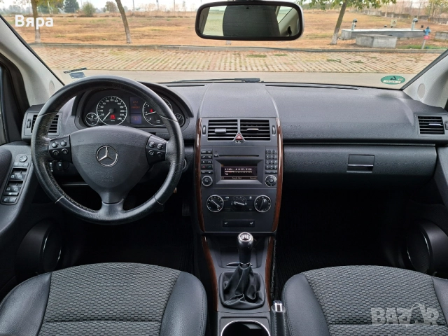 Mercedes-Benz A 150 Facelift 1, 5 i 95 k.c., снимка 9 - Автомобили и джипове - 51892411
