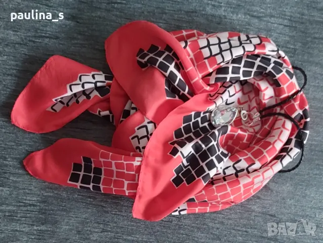 Пет броя / Винтидж шал / Перфектният подарък / Разкошен копринен шал във флорален принт , снимка 7 - Шалове - 48315689