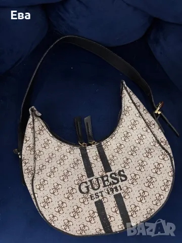 чанта Guess, снимка 1 - Чанти - 49181814