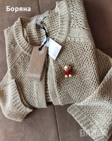 Zavanna нова къса жилетка плетиво с брошка тип Max Mara, снимка 4 - Жилетки - 53724956