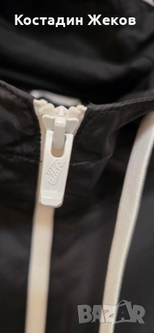 Нова. Мъжка оригинална ветровка. Nike Sportswear , снимка 5 - Спортни дрехи, екипи - 53864876
