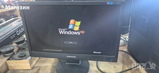 Монитор Samsung 