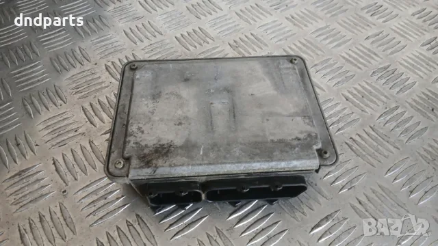 Компютър VW Golf 4 1.9 TDI 1997 038906018D 0281001611 Volkswagen Golf IV (1998-2004), снимка 3 - Части - 55839630