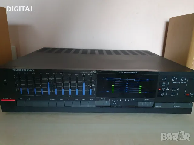 Усилвател GRUNDIG V8200