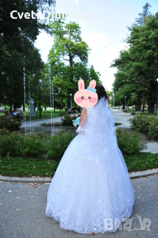 Продавам две рокли едната е бална другата булченска .Обличани са по един път ,състоянието им е добро, снимка 4 - Рокли - 53778878