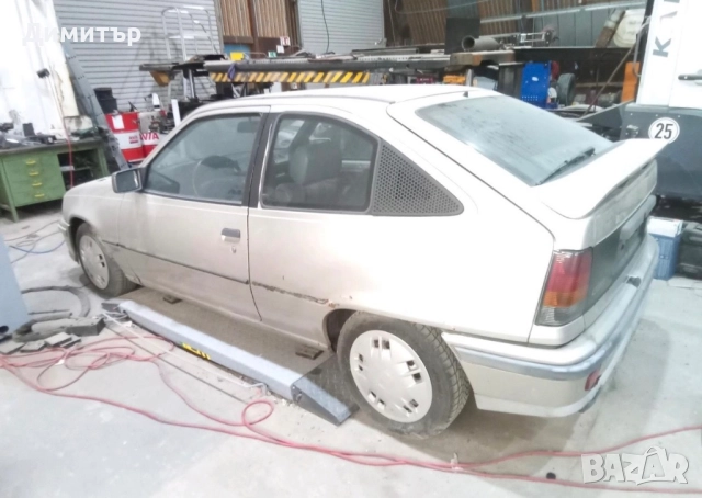 Opel Kadett GSI 8V, снимка 6 - Автомобили и джипове - 52740559