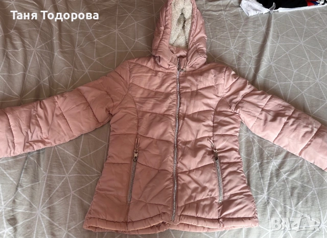 Детско яке - HM( размер 164, 13-14г.), подходящо е и за дами с размер ХС. 