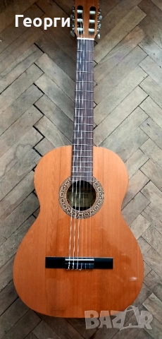 Класическа китара RAIMUNDO 