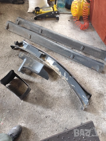 Прагове-Пластмаси- Подлакътник -Mitsubishi Outlander 3 -2014, снимка 11 - Части - 53632579