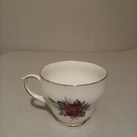 Находка Винтаж Антична колекция-Чаша за чай Duchess Simphony Rose , снимка 2 - Чаши - 44798580