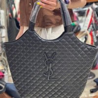 Yves Saint Laurent дамска чанта, снимка 12 - Чанти - 38188699