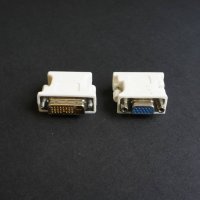 Букса преходна VGA 15pin(ж)/DVI 25pin(м), снимка 1 - Друга електроника - 42361275