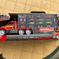Камион куфар с 42 бр колички - Dickey Toys за 3 год +, снимка 5 - Игри и пъзели - 39039470
