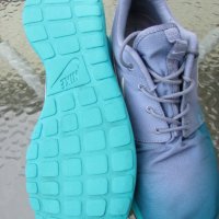 Дамски маратонки Nike Roshe Run , снимка 12 - Маратонки - 40936155