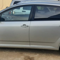 На части . Toyota Corolla Verso 2.2 D-CAT , 177 кс, снимка 2 - Автомобили и джипове - 36179783