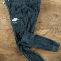 Nike Sportswear Vintage - страхотно дамско долнище КАТО НОВО, снимка 3 - Спортни екипи - 36288686