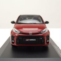 Toyota Yaris GR 2020 - мащаб 1:43 на Solido моделът е нов в PVC дисплей-кейс, снимка 5 - Колекции - 42719015