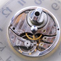 Настолен часовник СССР, снимка 1 - Антикварни и старинни предмети - 42211368