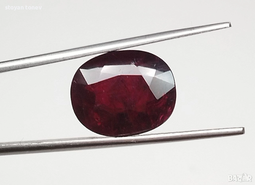 Класен тъмно червен естествен рубин с рядък 5.24кт.! Сертифициран! Нов!, снимка 1