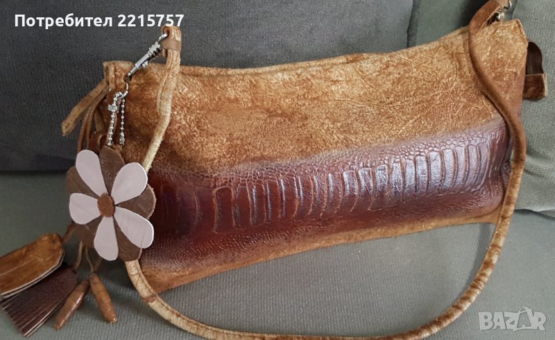 Дизайнерска чантичка от естествена кожа.Италия., снимка 1