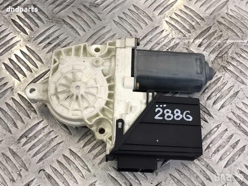 Моторче стъклоповдигач Seat ibiza,2005г./задно дясно/, снимка 1