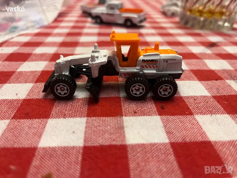 Мачбокс-нов, снимка 1