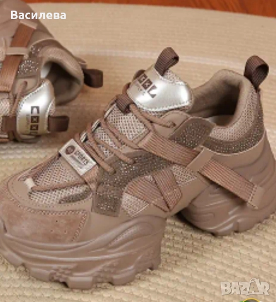 два модела актуални, снимка 1