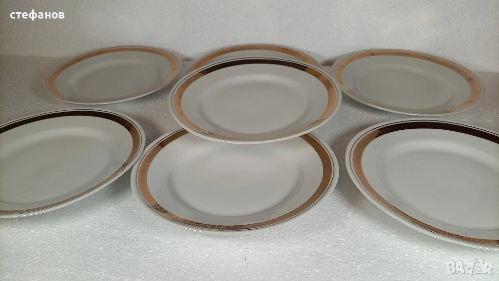 Български порцеланови чинии, Разград, дебел и тънък златен кант, снимка 1