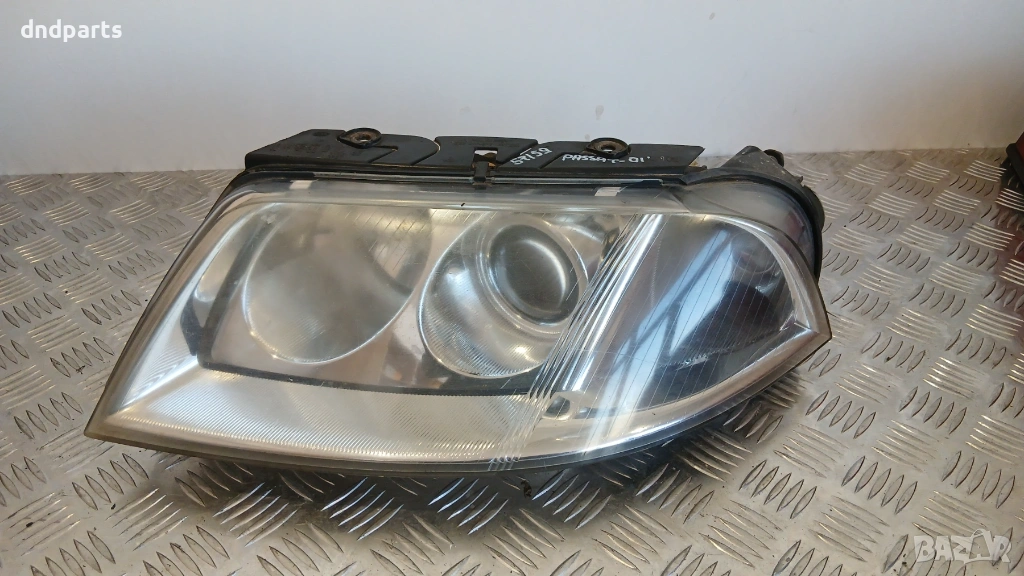 Ляв фар VW Passat 2001г., снимка 1