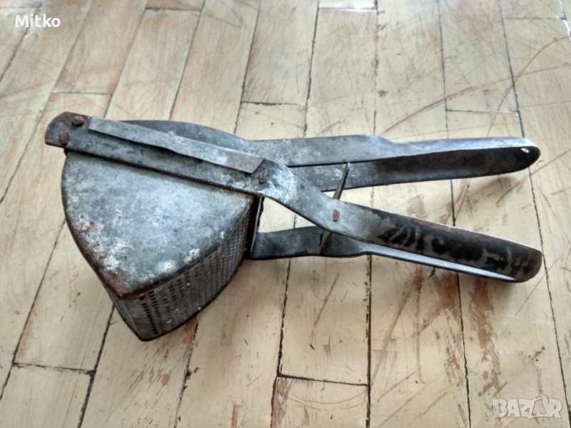 Стара преса за  картофи и други варива, снимка 1