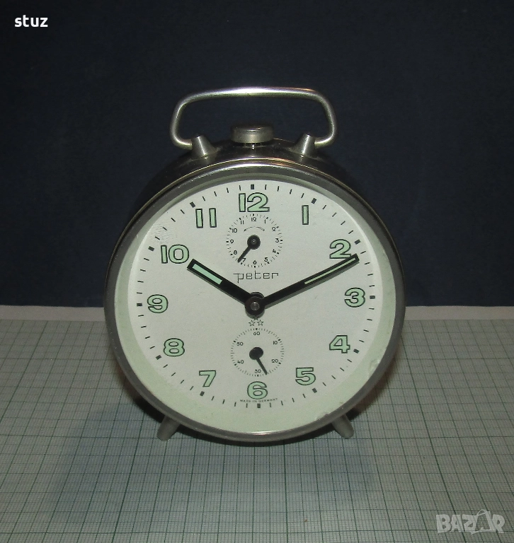 Немски механичен будилник Peter, снимка 1