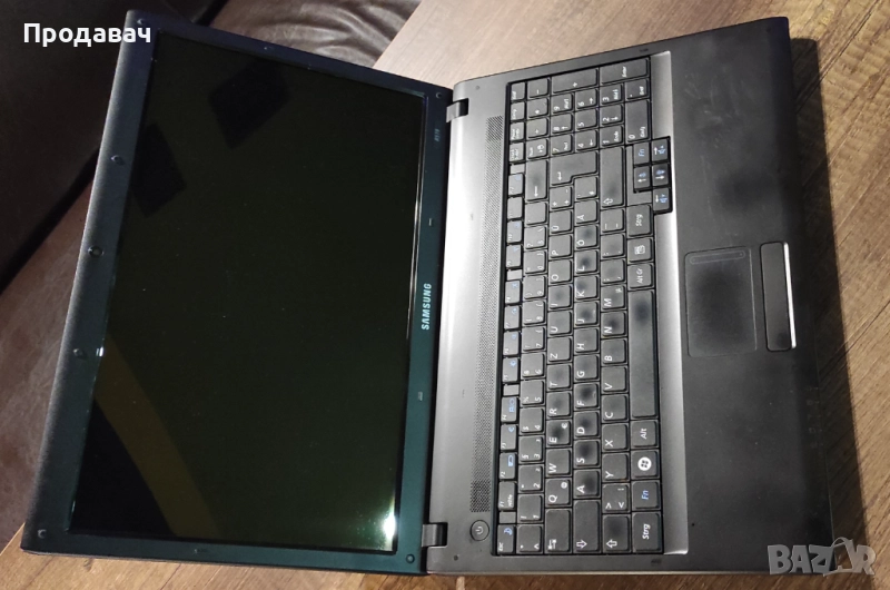 Лаптоп Samsung 15,6", 3ч30м батерия , снимка 1