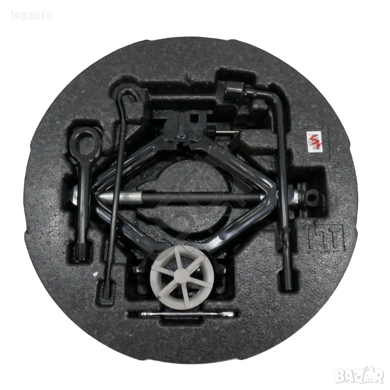 Комплект крик,ключ за джанти и кука за теглене Hyundai i40 2015-2019 ID: 156483, снимка 1