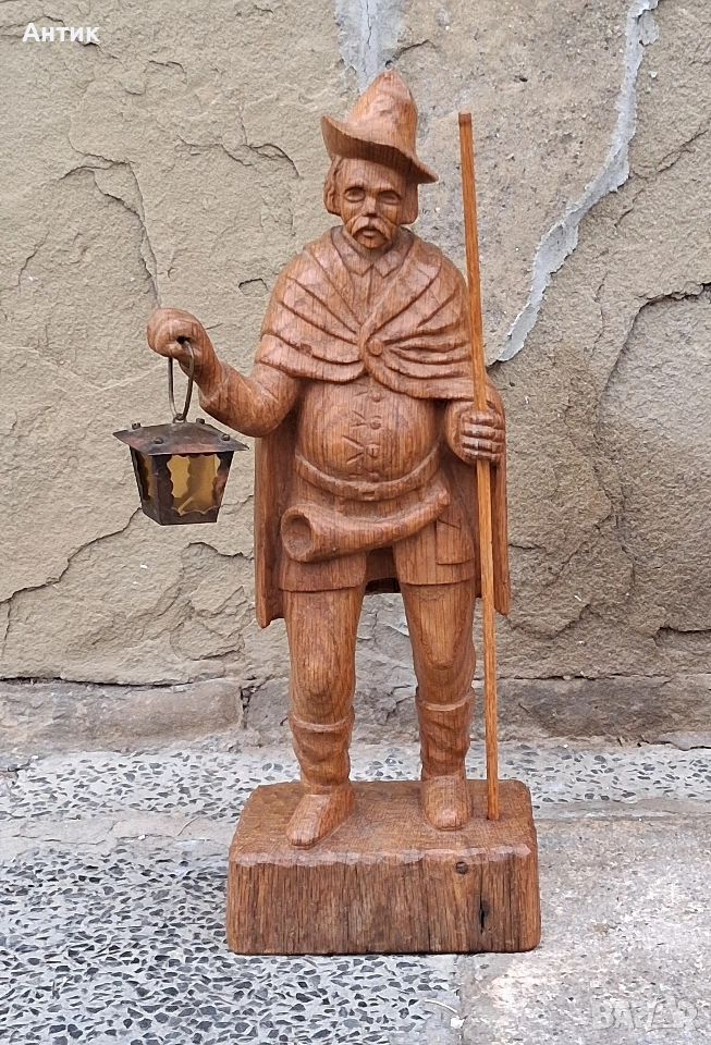 Красива Стара Дървена Фигура , снимка 1