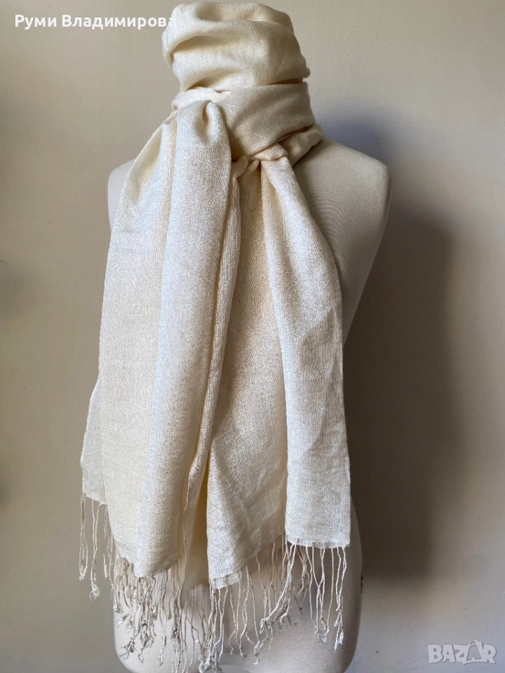 Шал в цвят екрю от пашмина, снимка 1