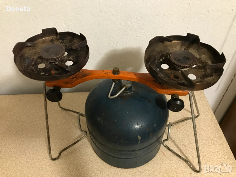 Продавам 2 туристически газови бутилки 5 л. и котлон, снимка 1