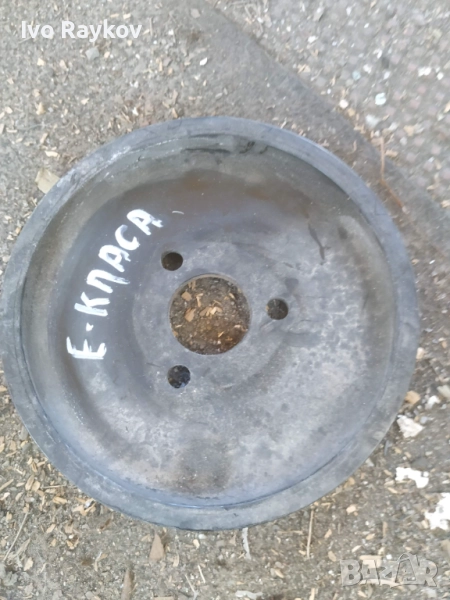 Ремъчна шайба, хидравлична помпа A 611 230 01 15 , снимка 1