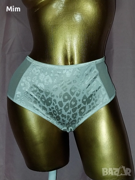 Bexley 48/50 Бяла сатенена бикина , снимка 1