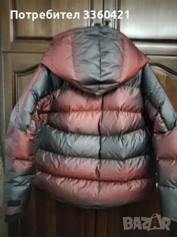 Оригинално дамско зимно яке (Nike). , снимка 4 - Якета - 56161947