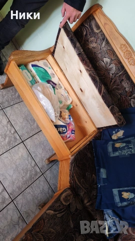 Продавам масивна маса, скрин, секция, гардероб, кухненски ъгъл и портманту, снимка 11 - Други - 53190734